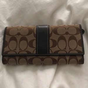Coach signature bifold wallet